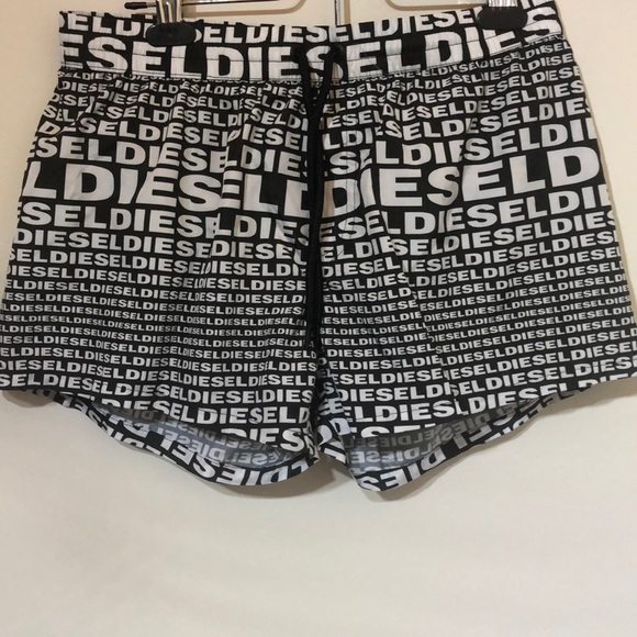 Diesel Shorts - Picture 1 of 3